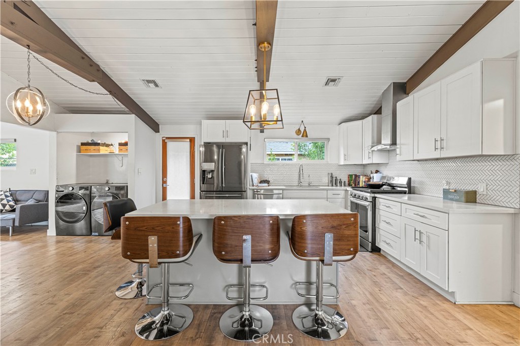 11924 Bromont Avenue