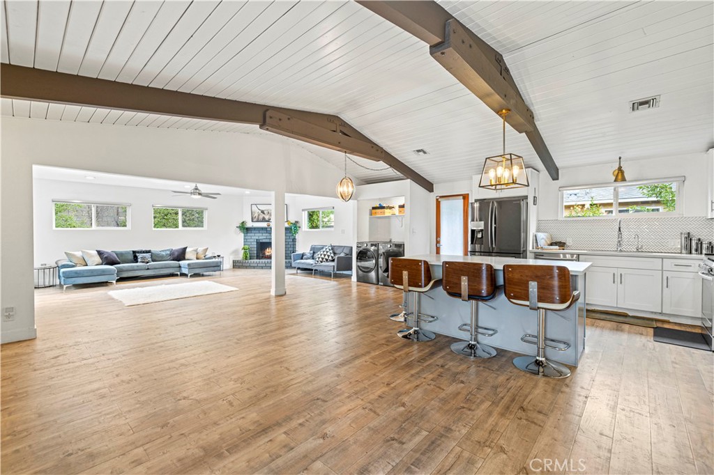 11924 Bromont Avenue