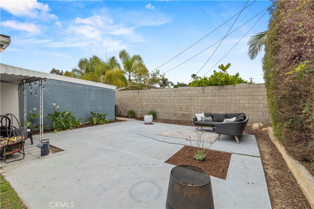 11924 Bromont Avenue