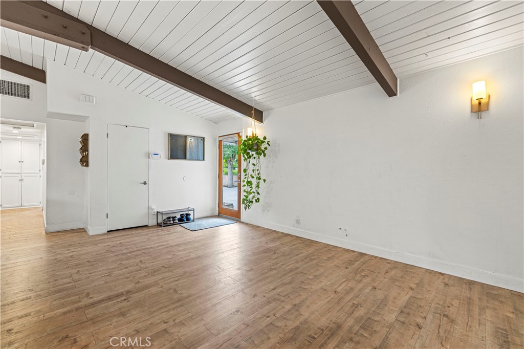 11924 Bromont Avenue