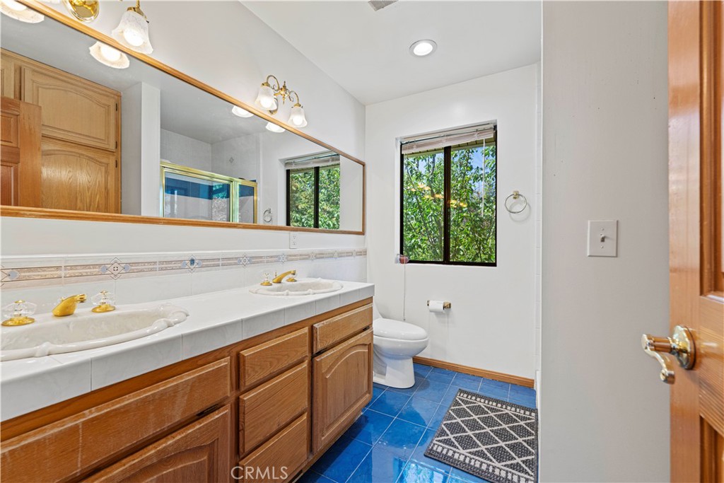 1104 Snowbird Drive