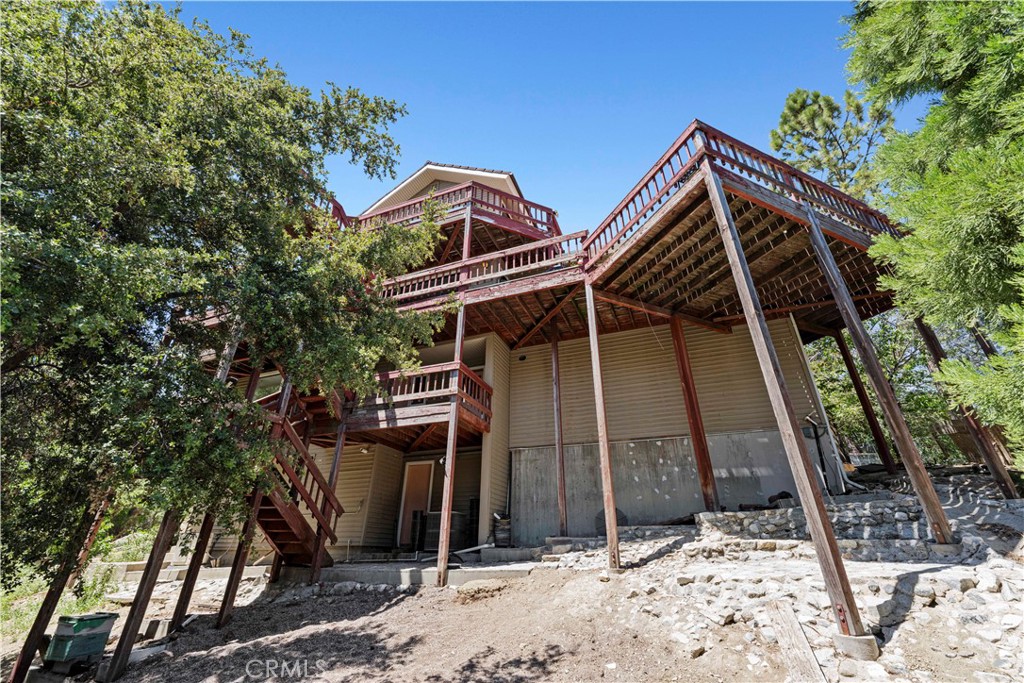 1104 Snowbird Drive