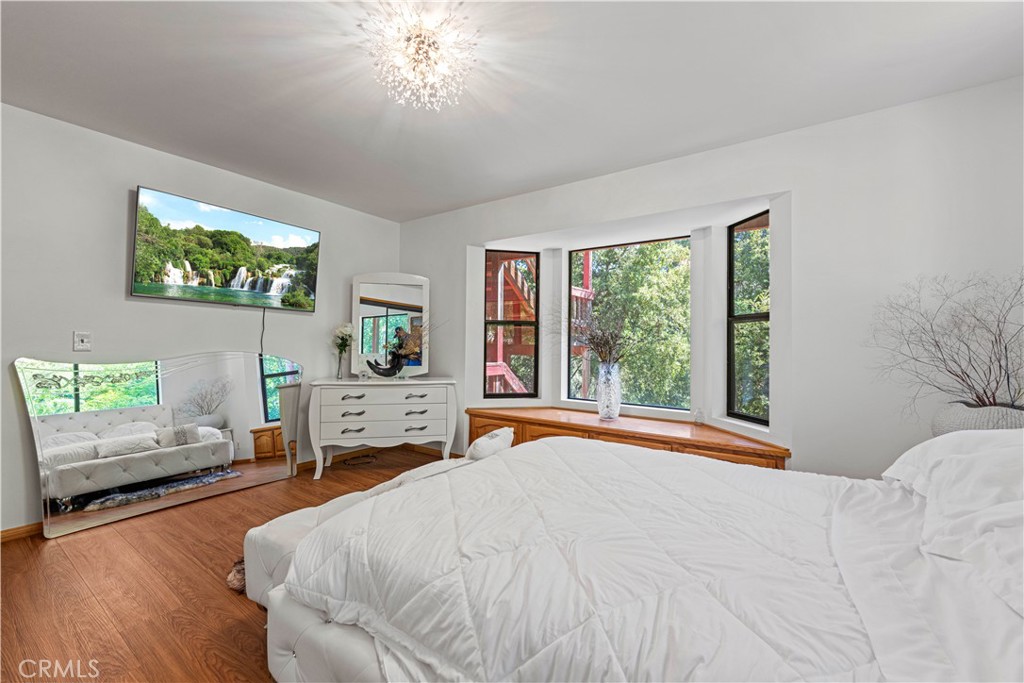 1104 Snowbird Drive