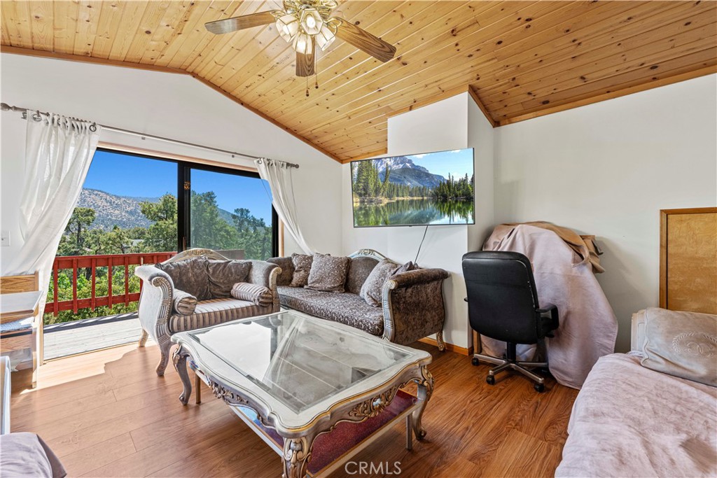 1104 Snowbird Drive
