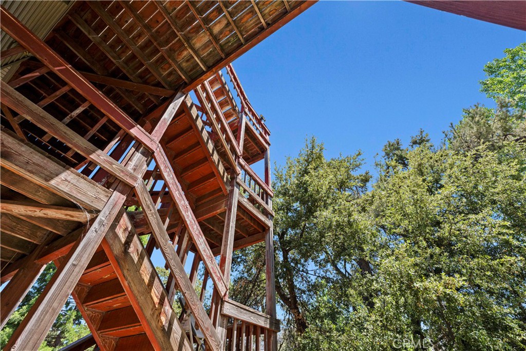 1104 Snowbird Drive