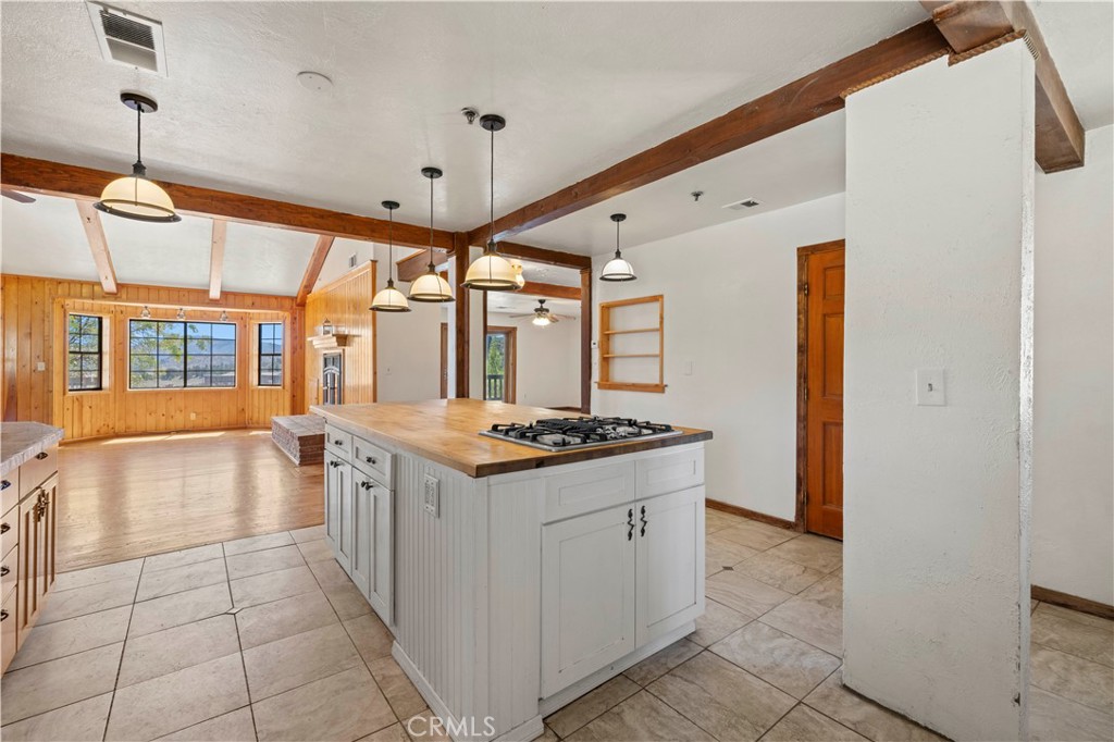 16150 Mount Lilac