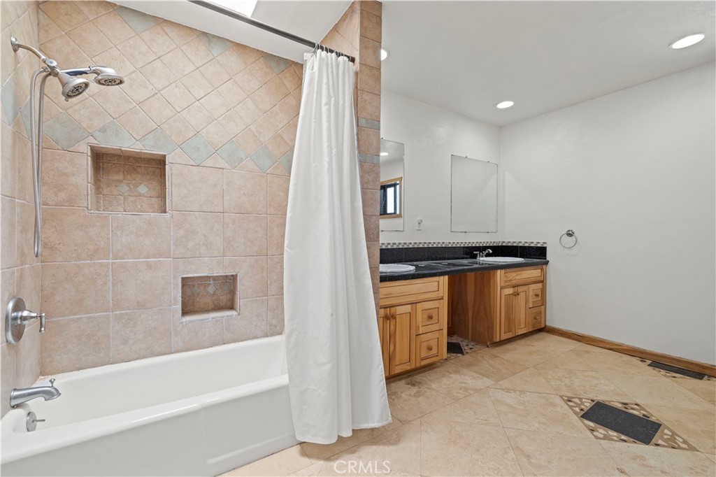 16150 Mount Lilac