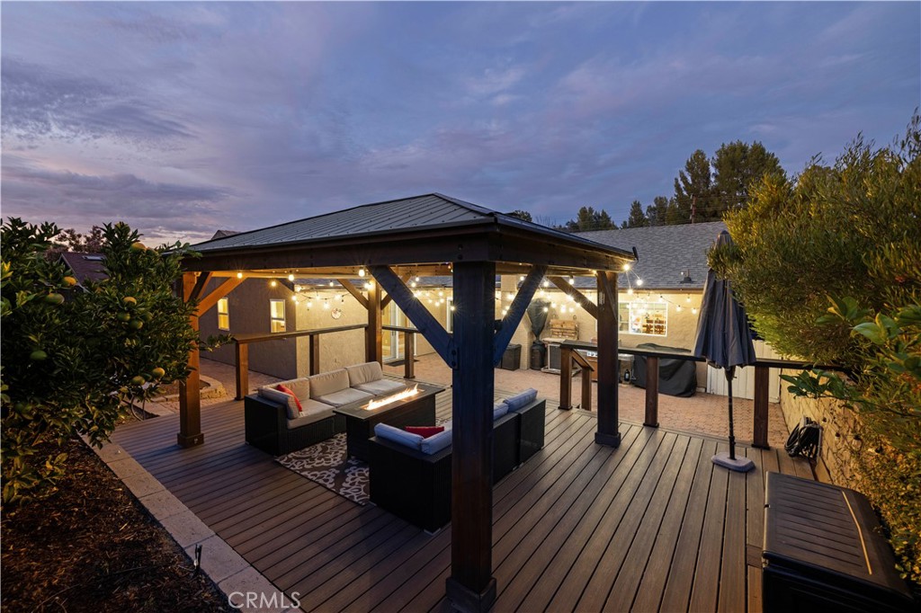 26927 Cuatro Milpas Street