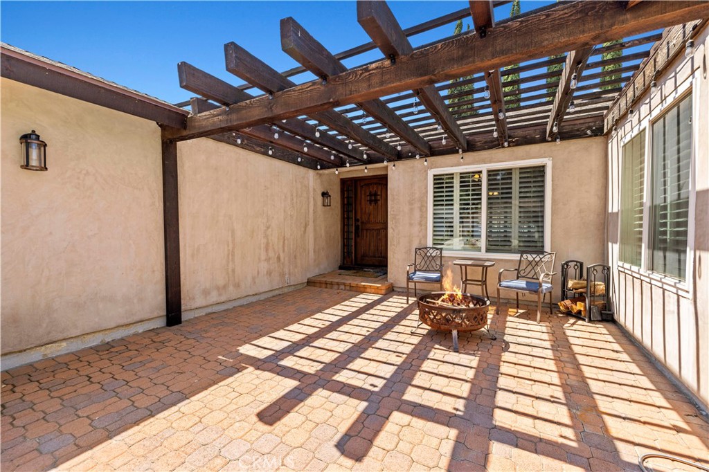 26927 Cuatro Milpas Street