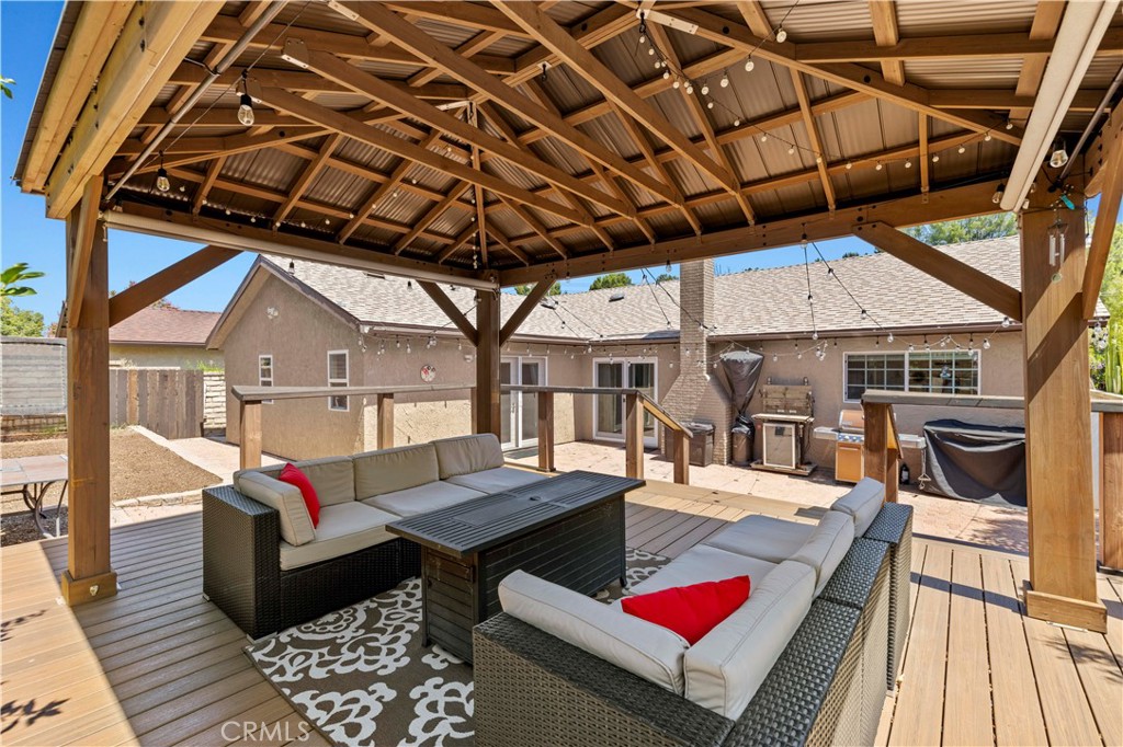 26927 Cuatro Milpas Street