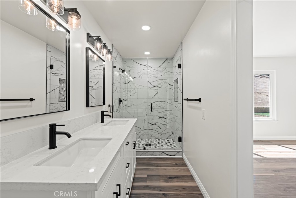 29671 Grandifloras Road