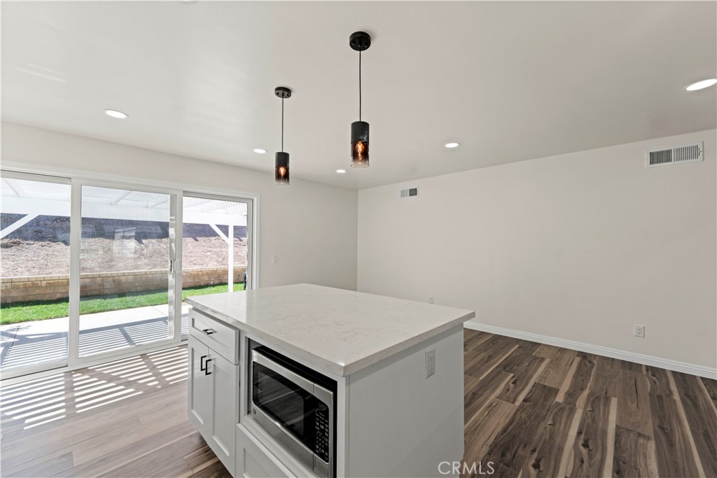 29671 Grandifloras Road