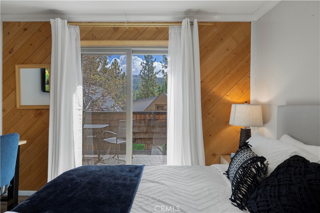 42851 Monterey Street