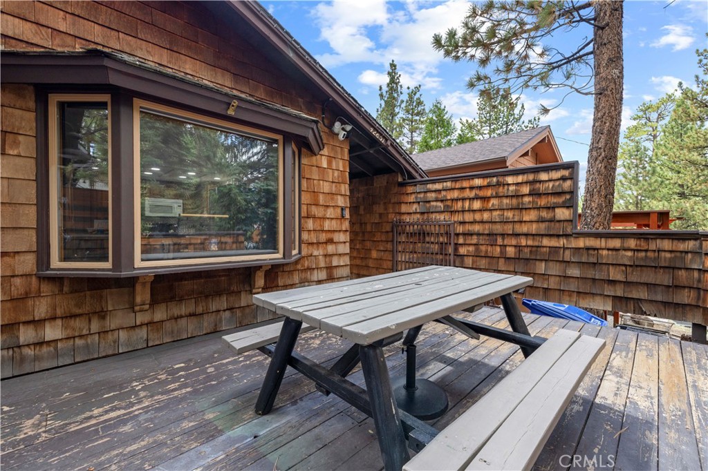 42851 Monterey Street