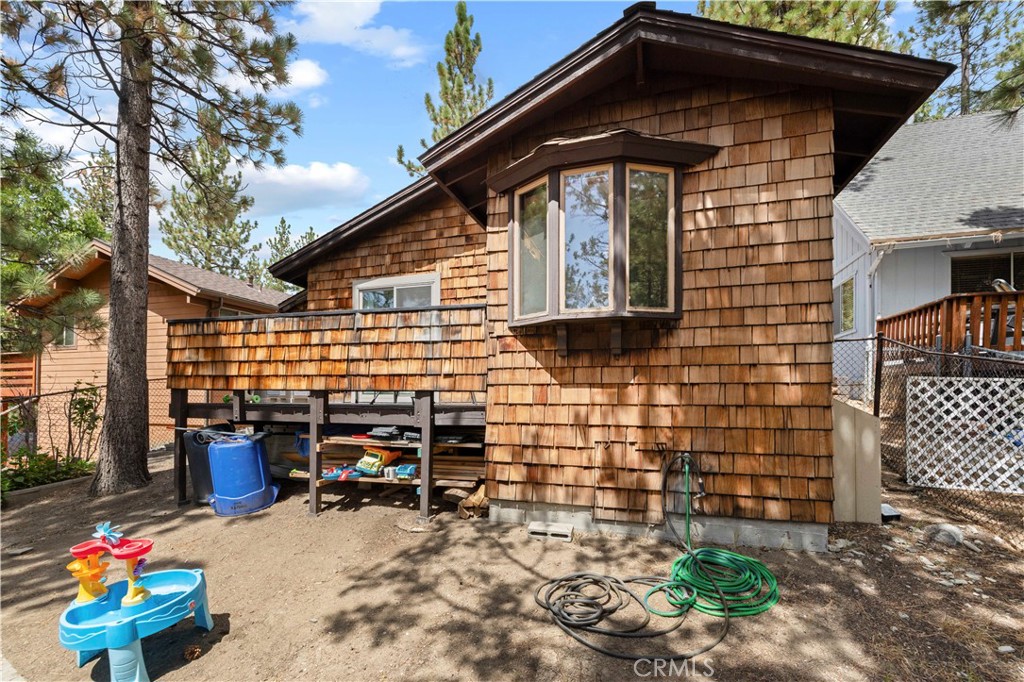 42851 Monterey Street