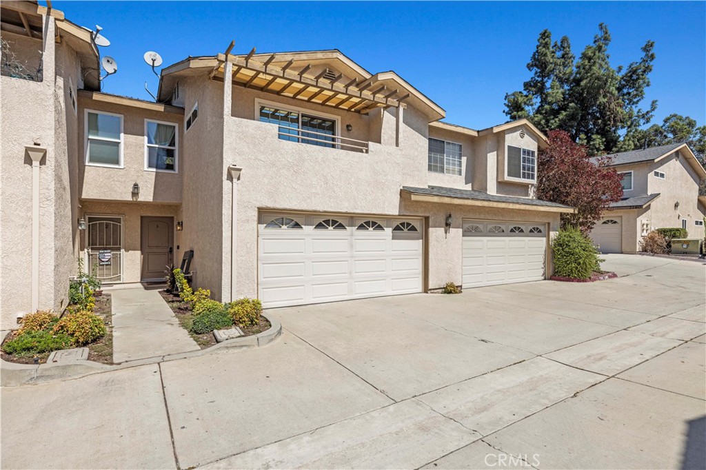 2270 N Towne Avenue 3