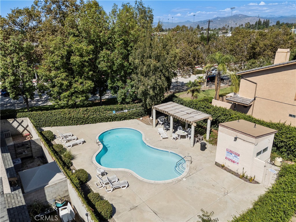 2270 N Towne Avenue 3