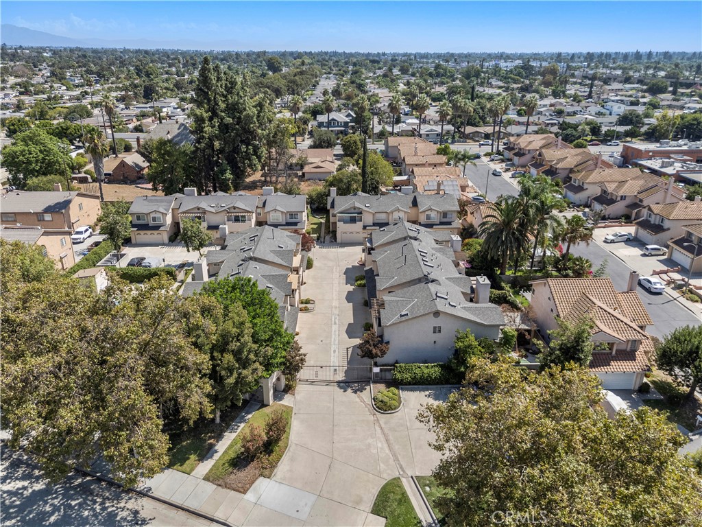 2270 N Towne Avenue 3