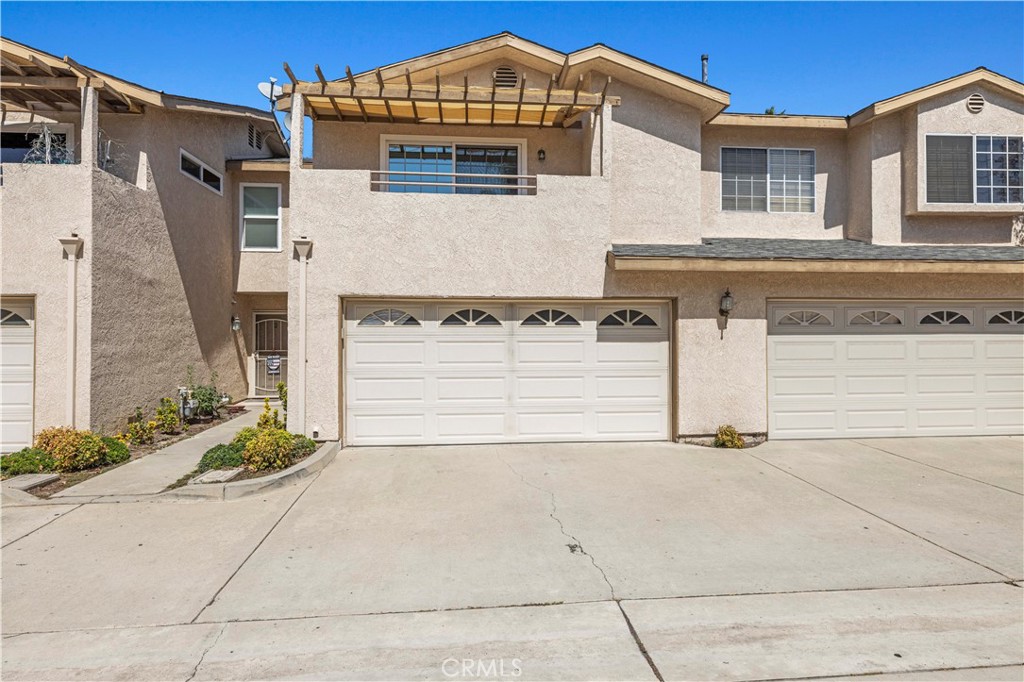 2270 N Towne Avenue 3