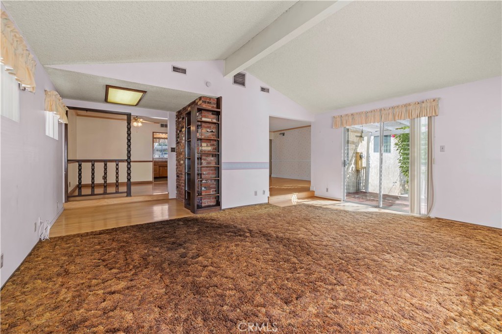 10335 Oro Vista Avenue