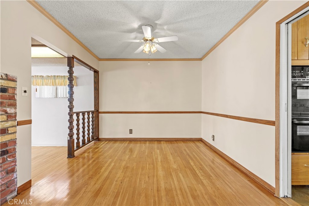 10335 Oro Vista Avenue