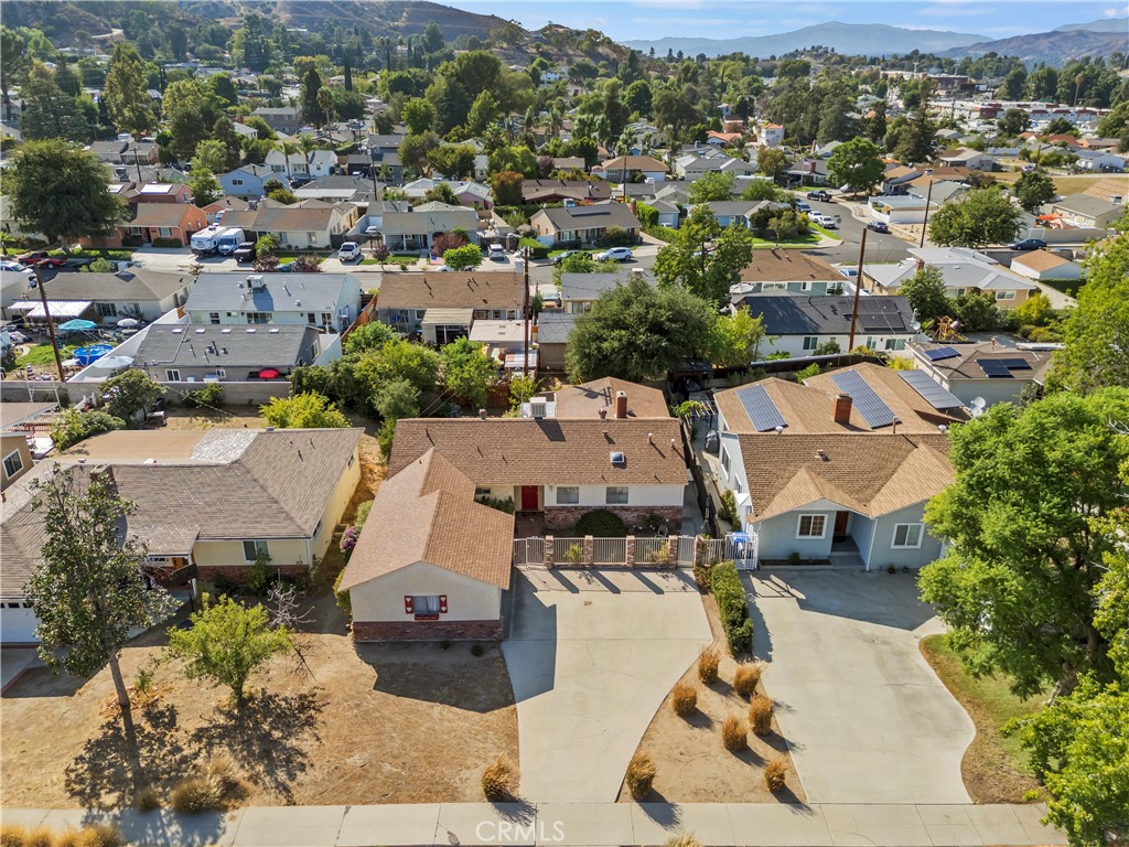 10335 Oro Vista Avenue