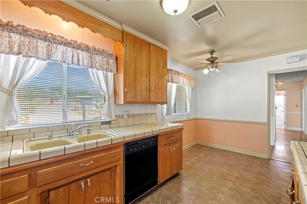 10335 Oro Vista Avenue