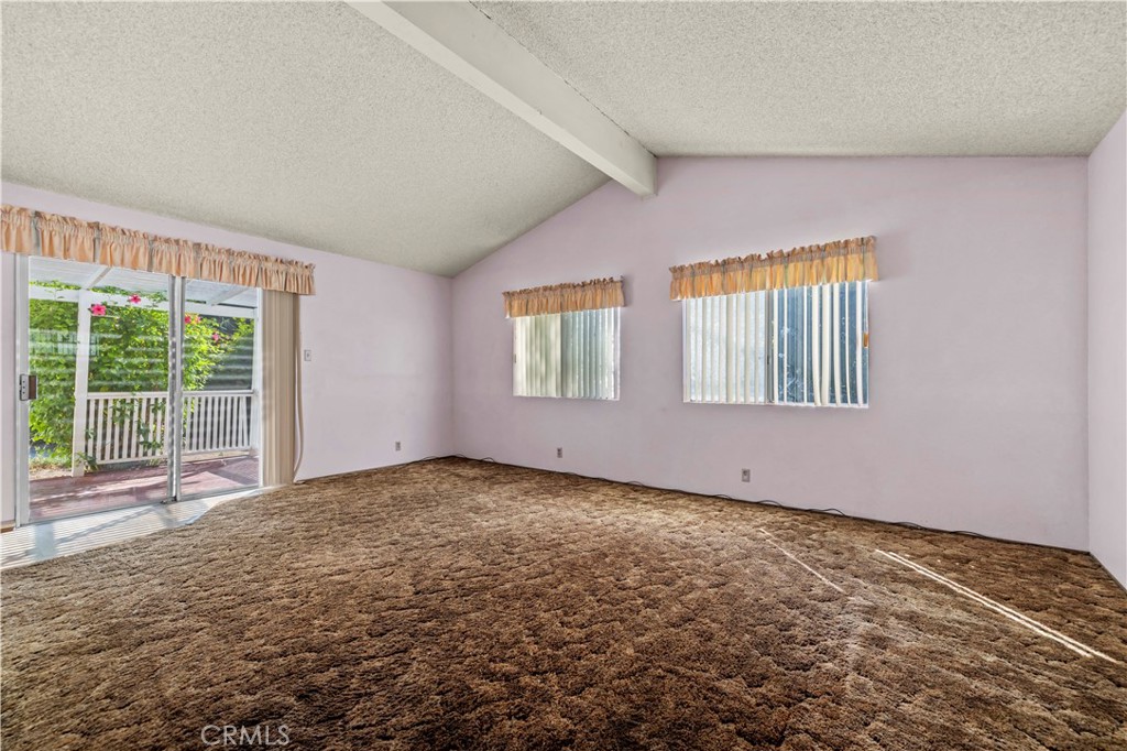 10335 Oro Vista Avenue