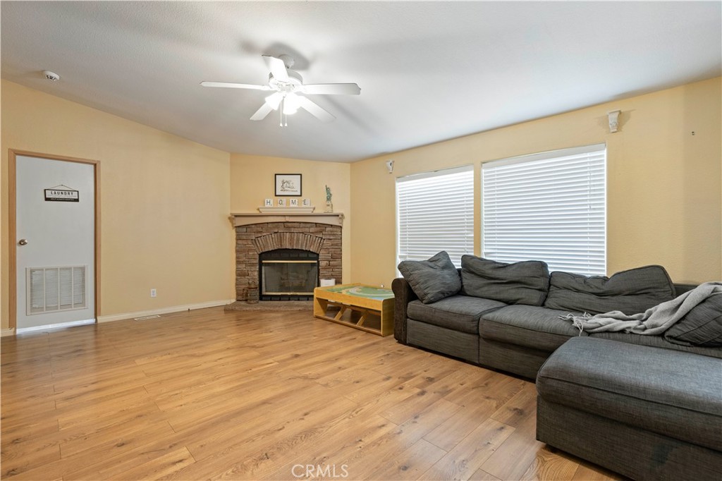 4648 W Avenue M10