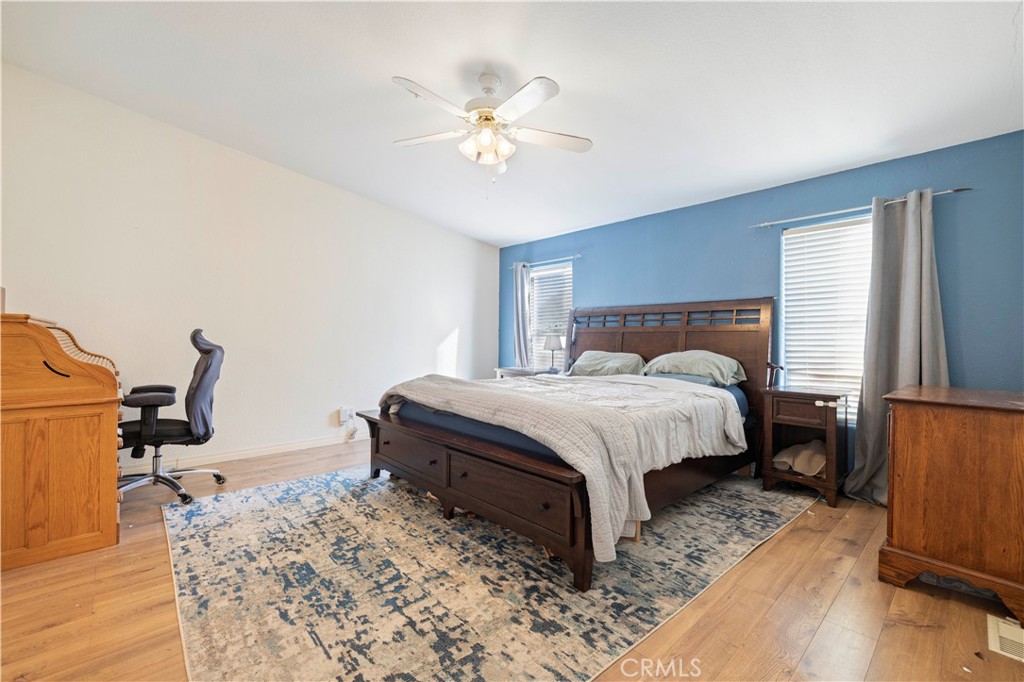 4648 W Avenue M10