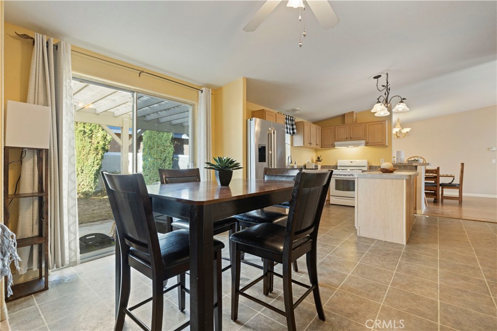 4648 W Avenue M10