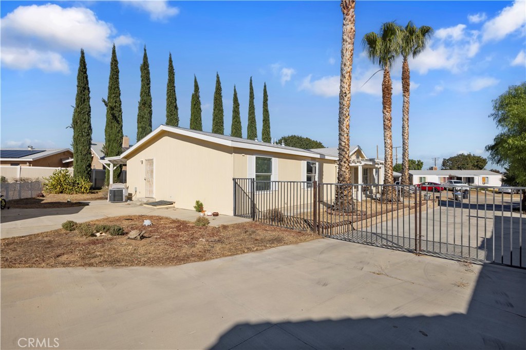 4648 W Avenue M10