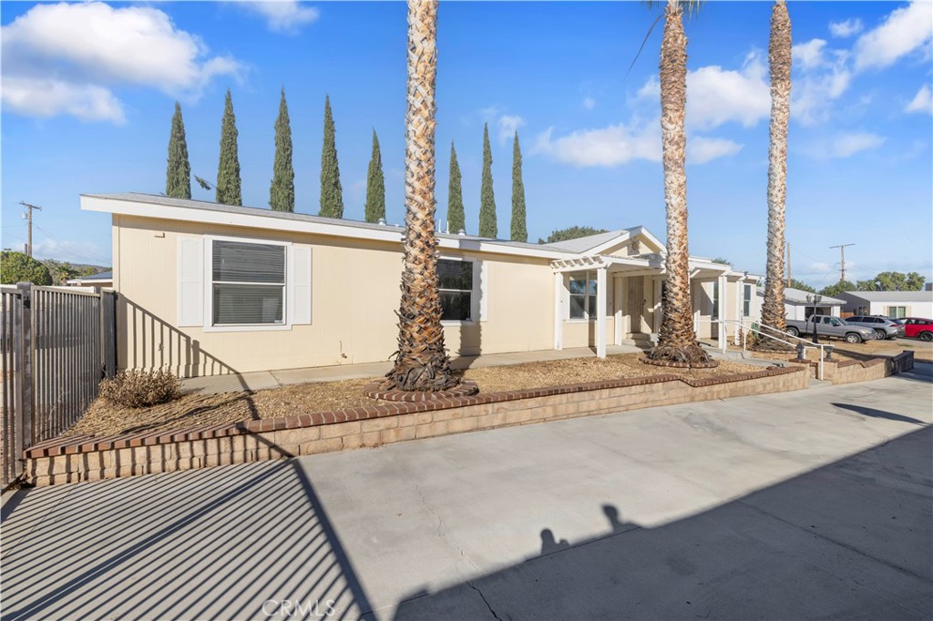 4648 W Avenue M10
