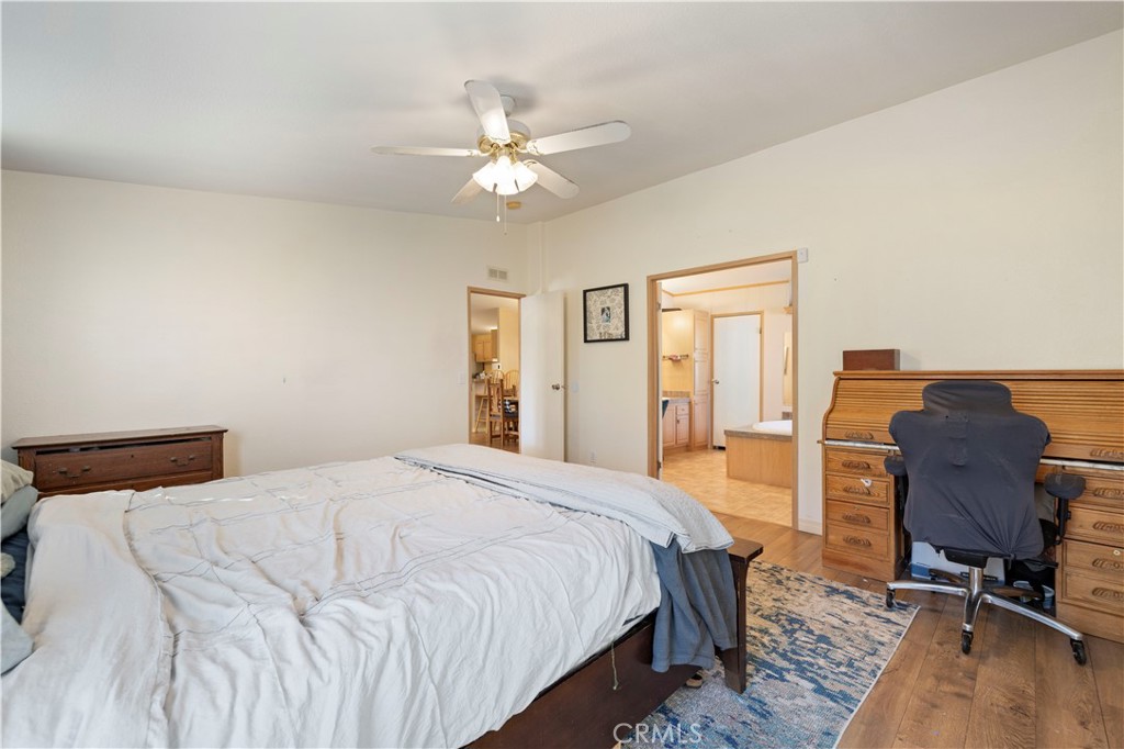4648 W Avenue M10