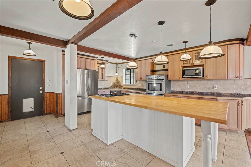 16150 Mount Lilac
