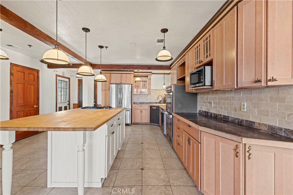 16150 Mount Lilac