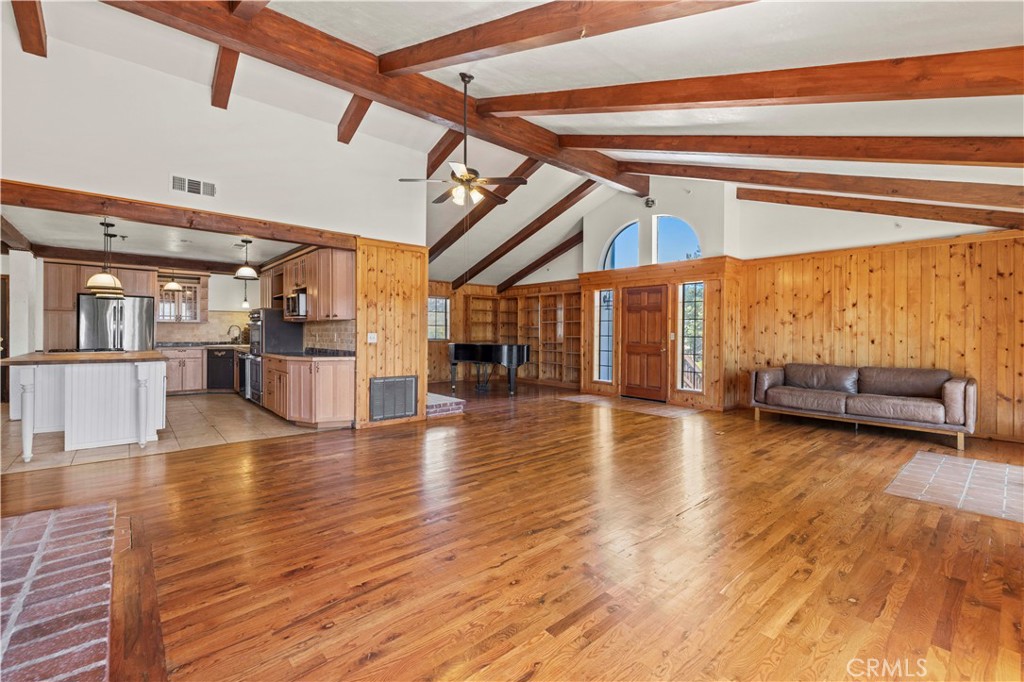 16150 Mount Lilac