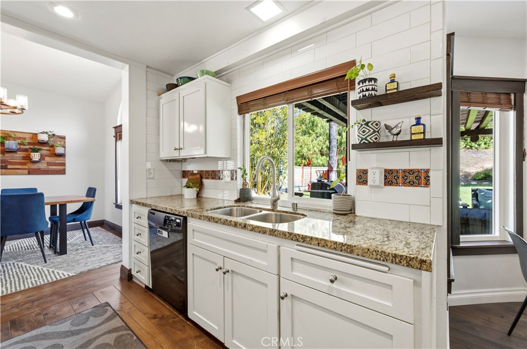 25541 Pembrook Place