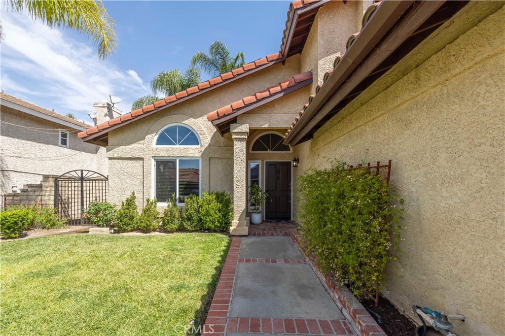 25541 Pembrook Place