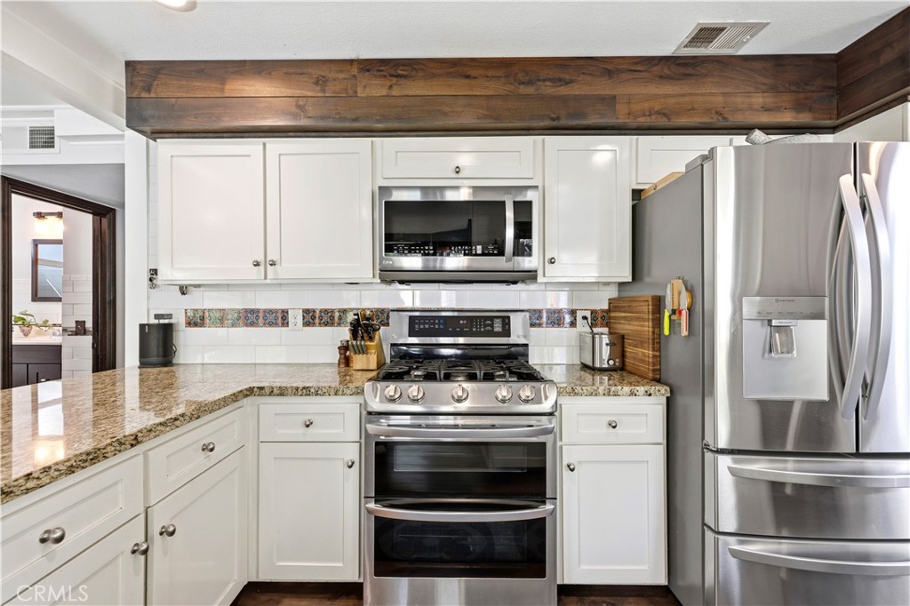 25541 Pembrook Place