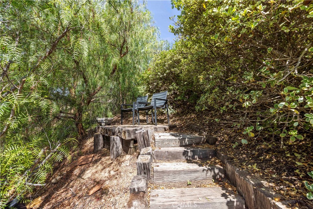 25541 Pembrook Place