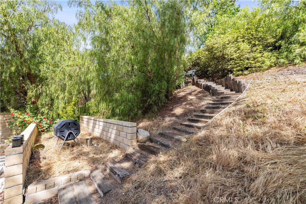 25541 Pembrook Place