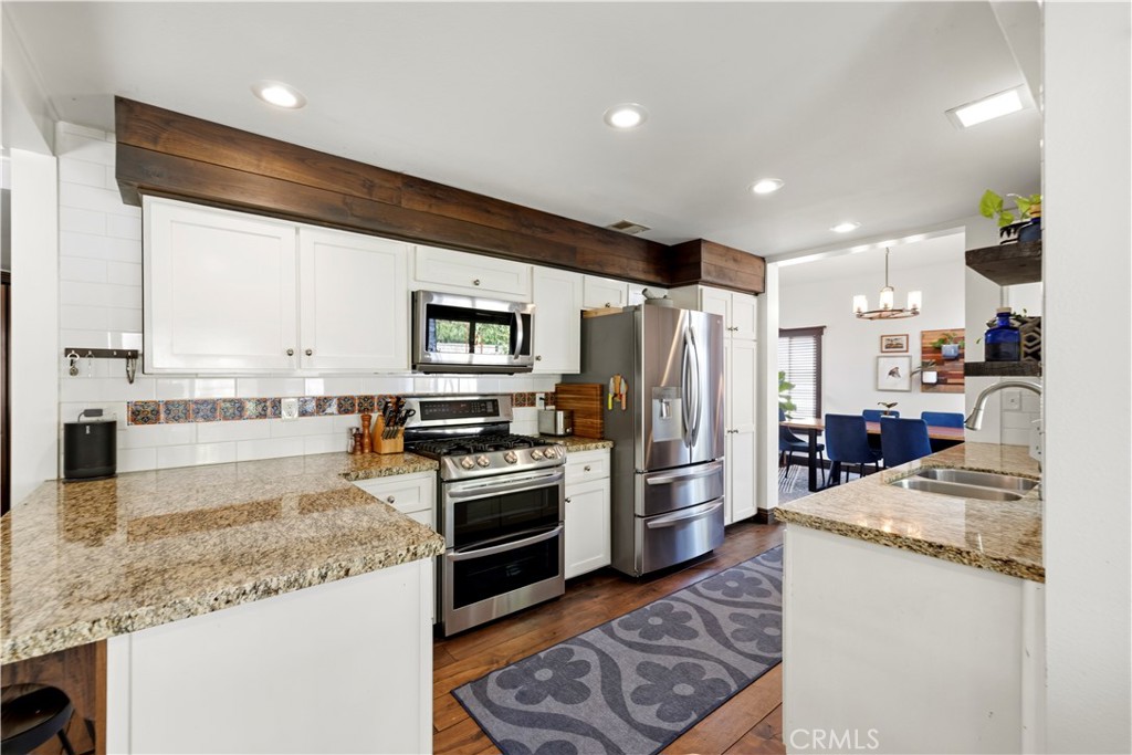 25541 Pembrook Place