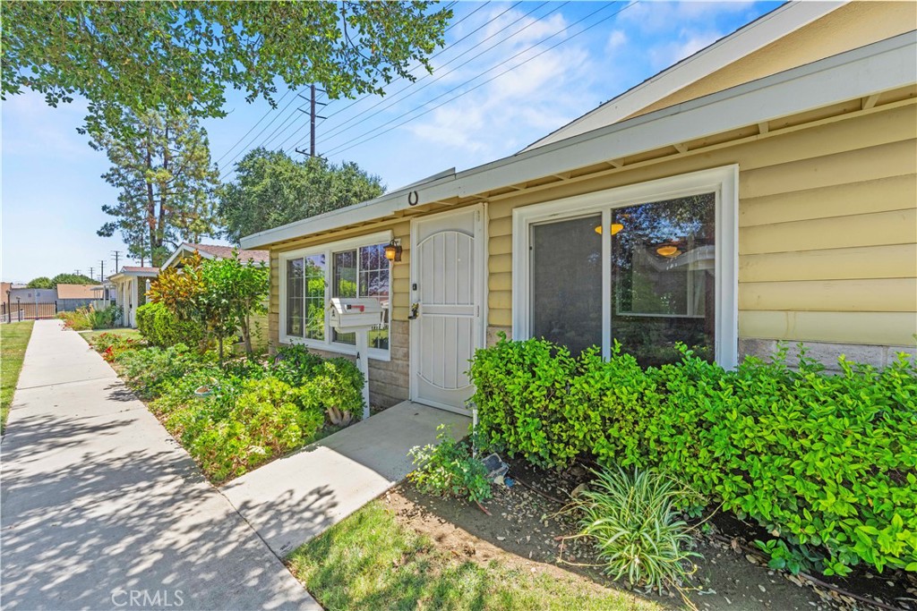 19120 Avenue Of The Oaks A