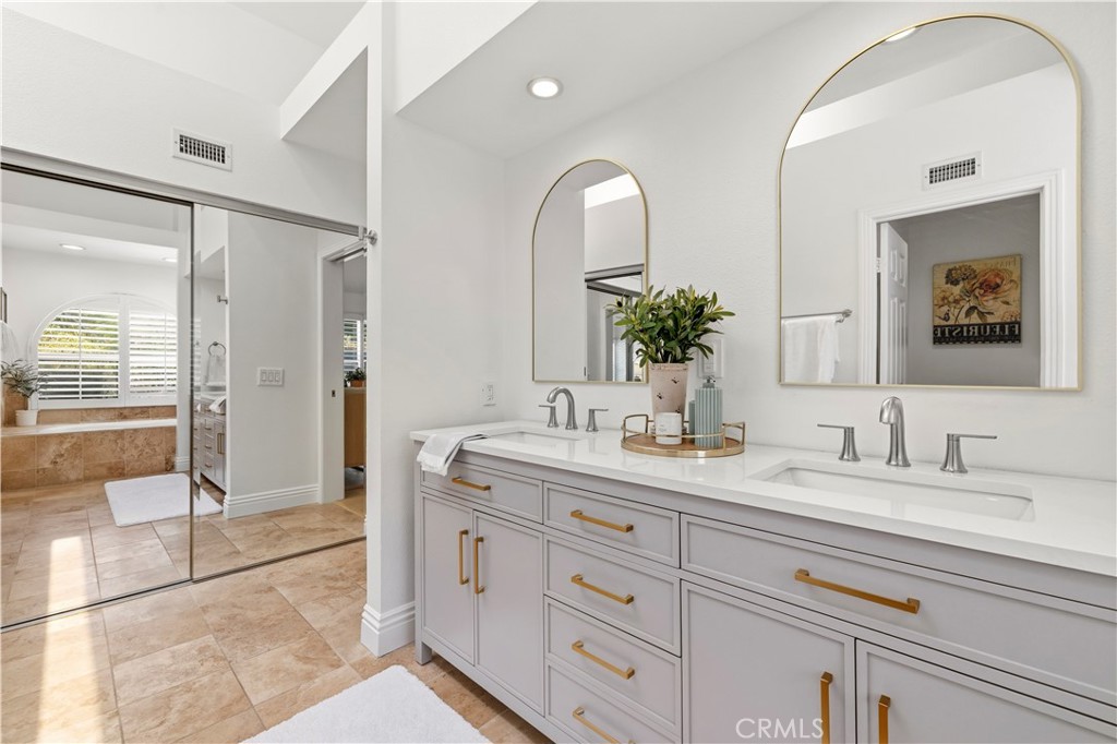 24468 Stonechat Court