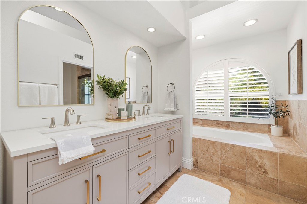 24468 Stonechat Court