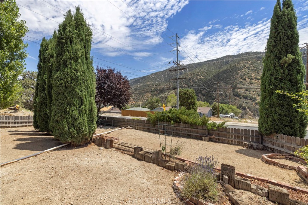 4537 Mt Pinos Way