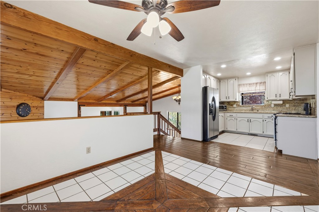 4537 Mt Pinos Way