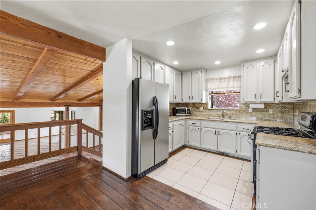 4537 Mt Pinos Way