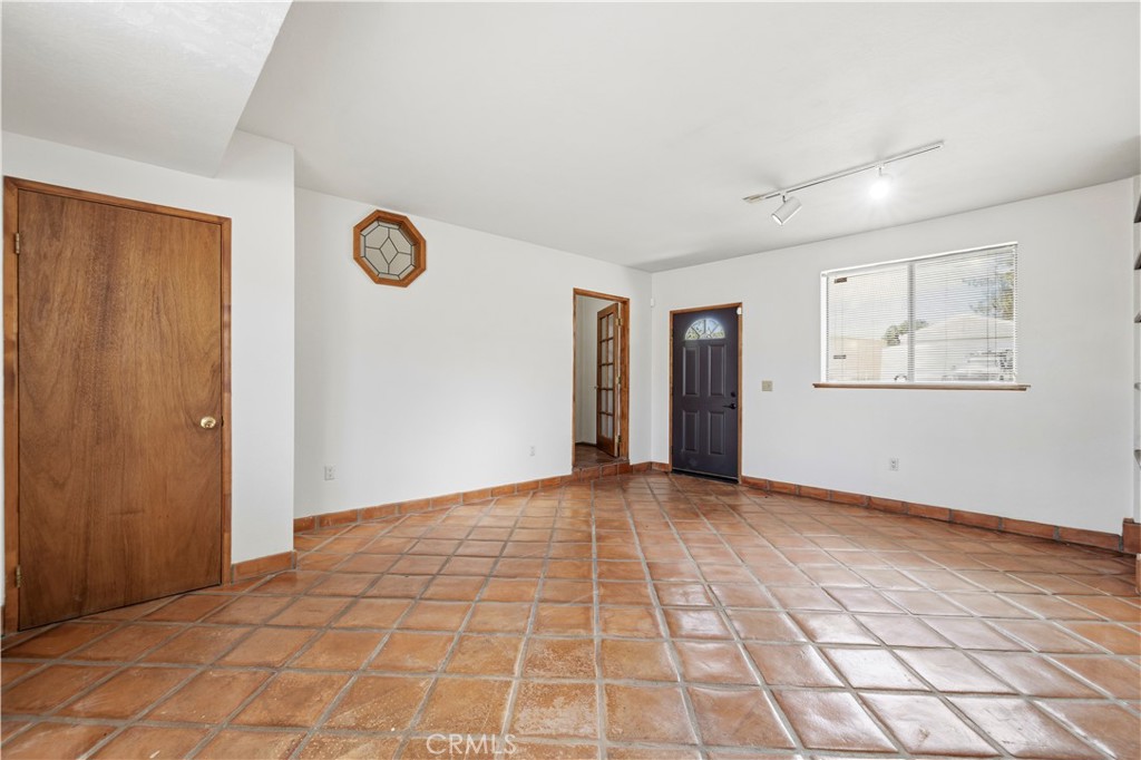 4537 Mt Pinos Way